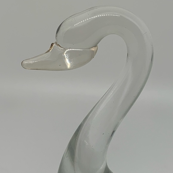 Vintage Hand Blown Clear Art Glass Swan or Goose Figurine - Picture 8 of 9